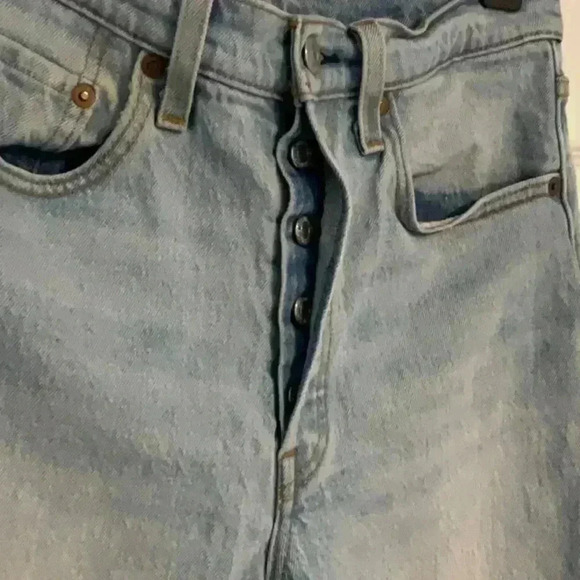 Levi’s 501 Straight fit Denim Jeans  in Size 27x28 - Picture 2 of 5